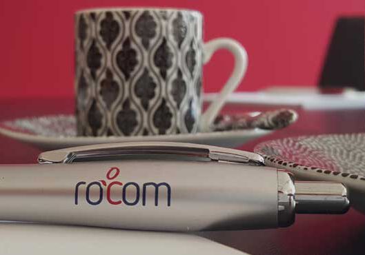 rocom Stift mit zwei Tassen